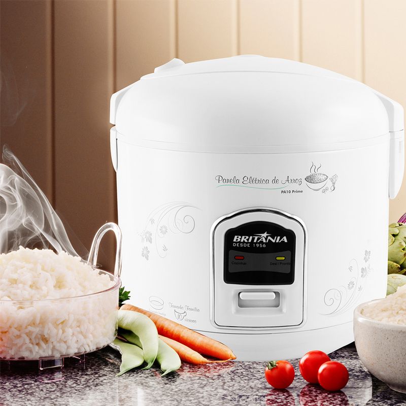 panela-de-arroz-eletrica-britania-pa10-10-xicaras-prime-branco-ambientada